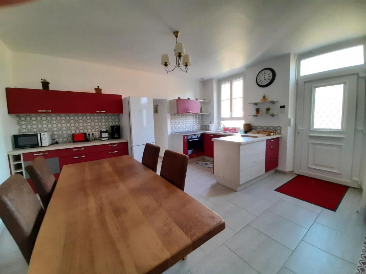 Maison Longere Les Camelias Vinneuf Екстериор снимка